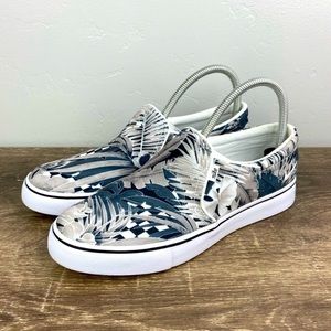 NEW Nike Court Royale Acslpse